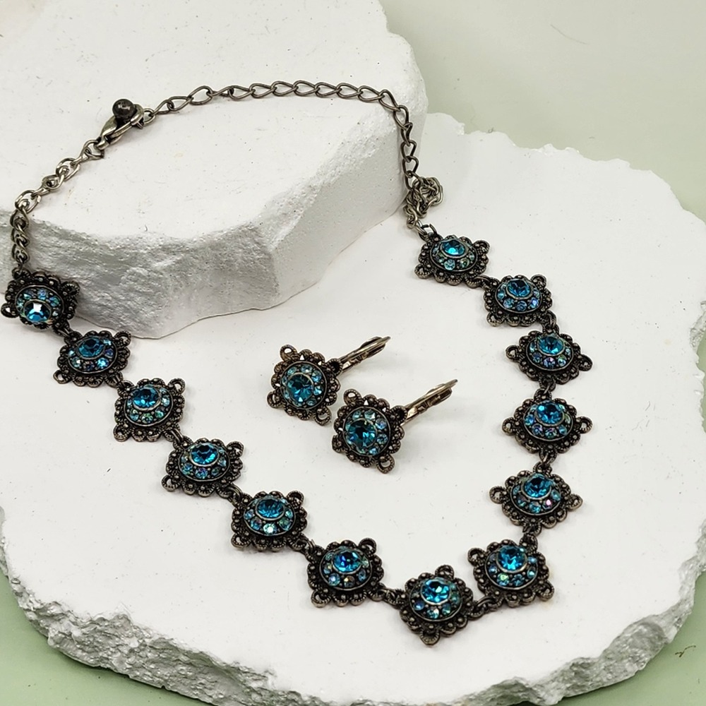 Aqua Blue Rhinestone Necklace Earrings Set Silver Tone Filigree Statement Glam